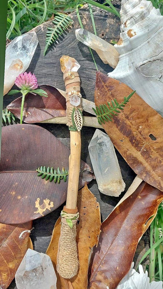 Citrine wand with leaves
